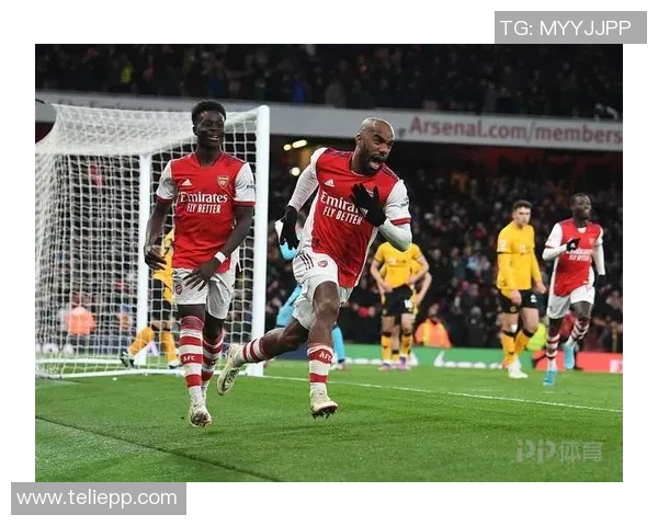 上海足球队以96分稳居世锦赛积分榜首位展现强大实力