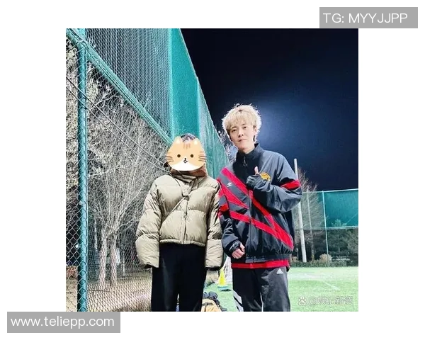 鹿晗与足球明星的偶遇故事揭晓了哪些不为人知的趣事与友谊瞬间